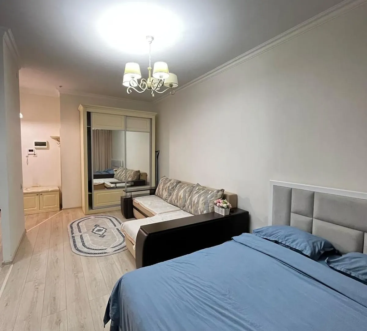 Apartment Апартаменты В Жк Легенда Almaty